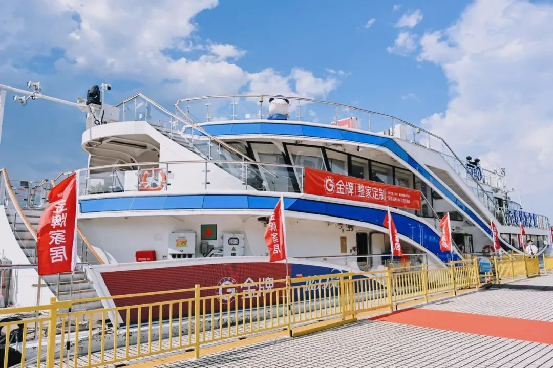 custom kitchen cabinets